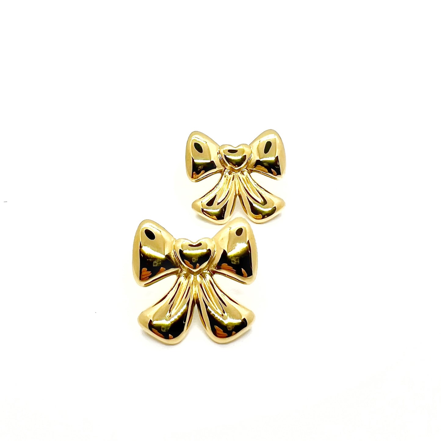 Bow earring