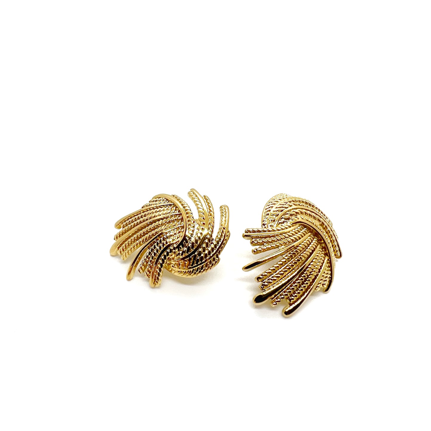 Nira earring